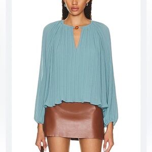 NWT Simkhai Eden Plisse Blouse Size large